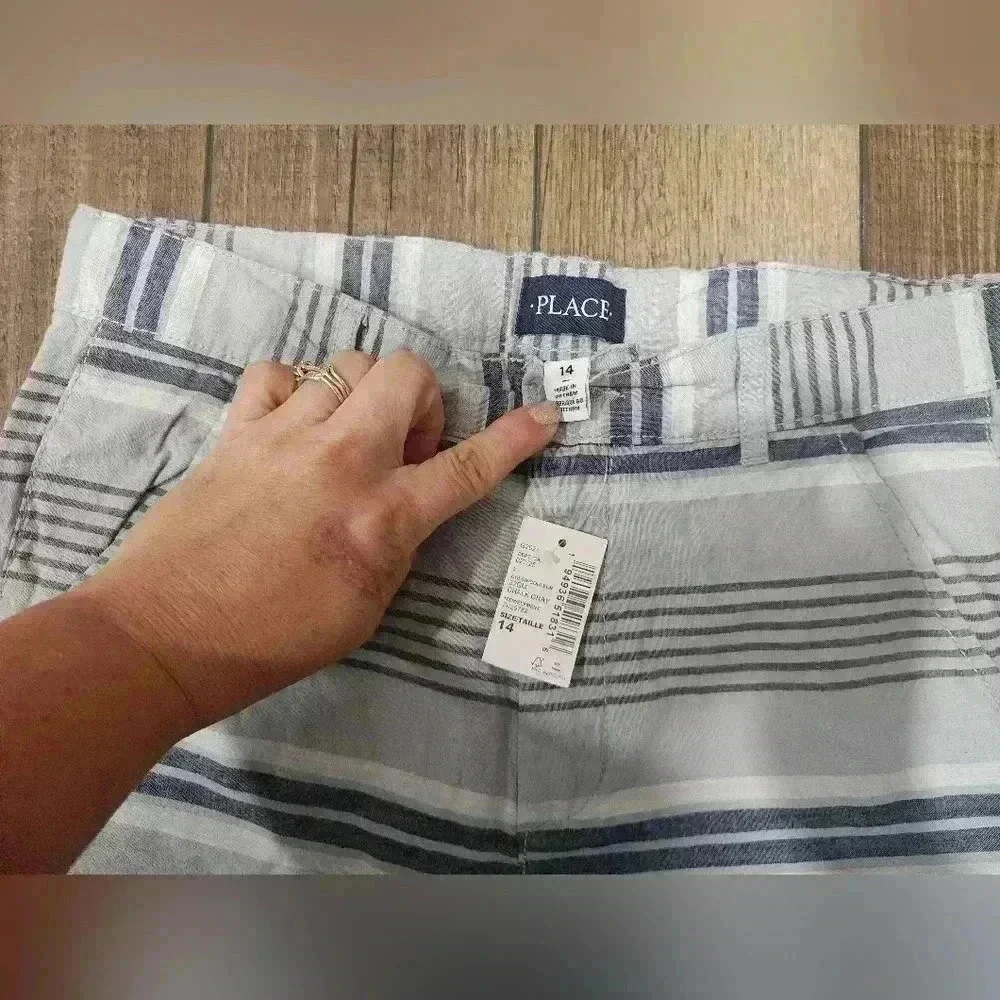 The Children's Place Boys Size 14 Gray Striped Cotton Chino Shorts NWT